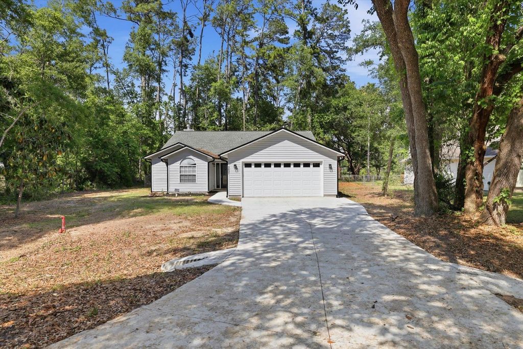 Photo of 3837 Windermere Road, Tallahassee, FL 32311 (MLS # 399037)
