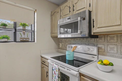 Tiny photo for 1124 BRAFFORTON Drive, Tallahassee, FL 32311 (MLS # 400560)