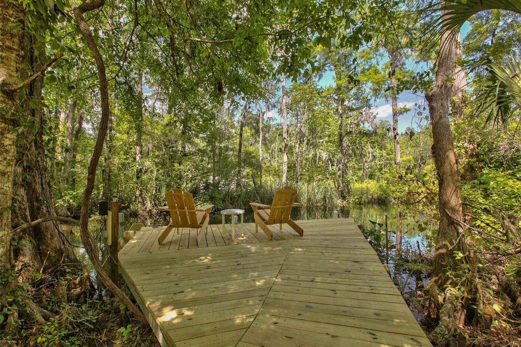 Photo of 17 N Egret Street, Crawfordville, FL 32327 (MLS # 394959)
