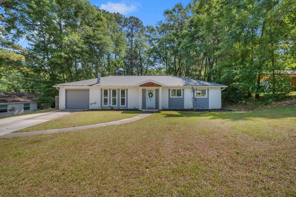 Photo of 1815 AARON Road, Tallahassee, FL 32303 (MLS # 398894)