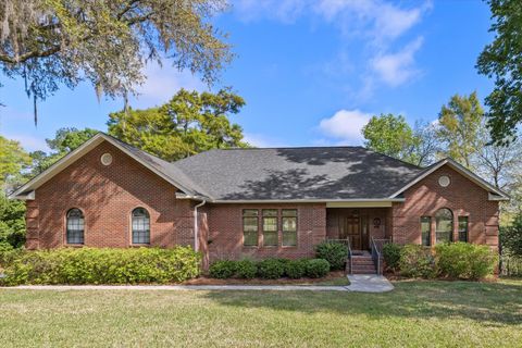 Photo of 2883 N Hannon Hill Drive, Tallahassee, FL 32309 (MLS # 397909)