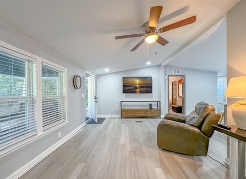 Tiny photo for 16957 Lake Christiana Ct Ct, Tallahassee, FL 32310 (MLS # 394225)