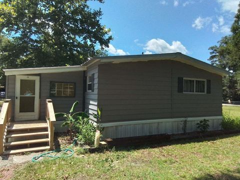 A home in Crawfordville