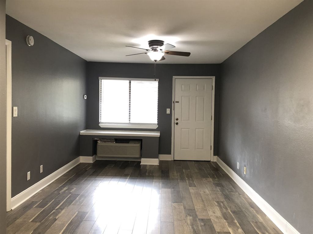 Photo of 403 Hayden Road #209, Tallahassee, FL 32304 (MLS # 398587)