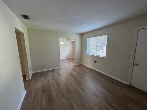 Tiny photo for 1401 Lazy Brook Brk #D, Tallahassee, FL 32301 (MLS # 402700)