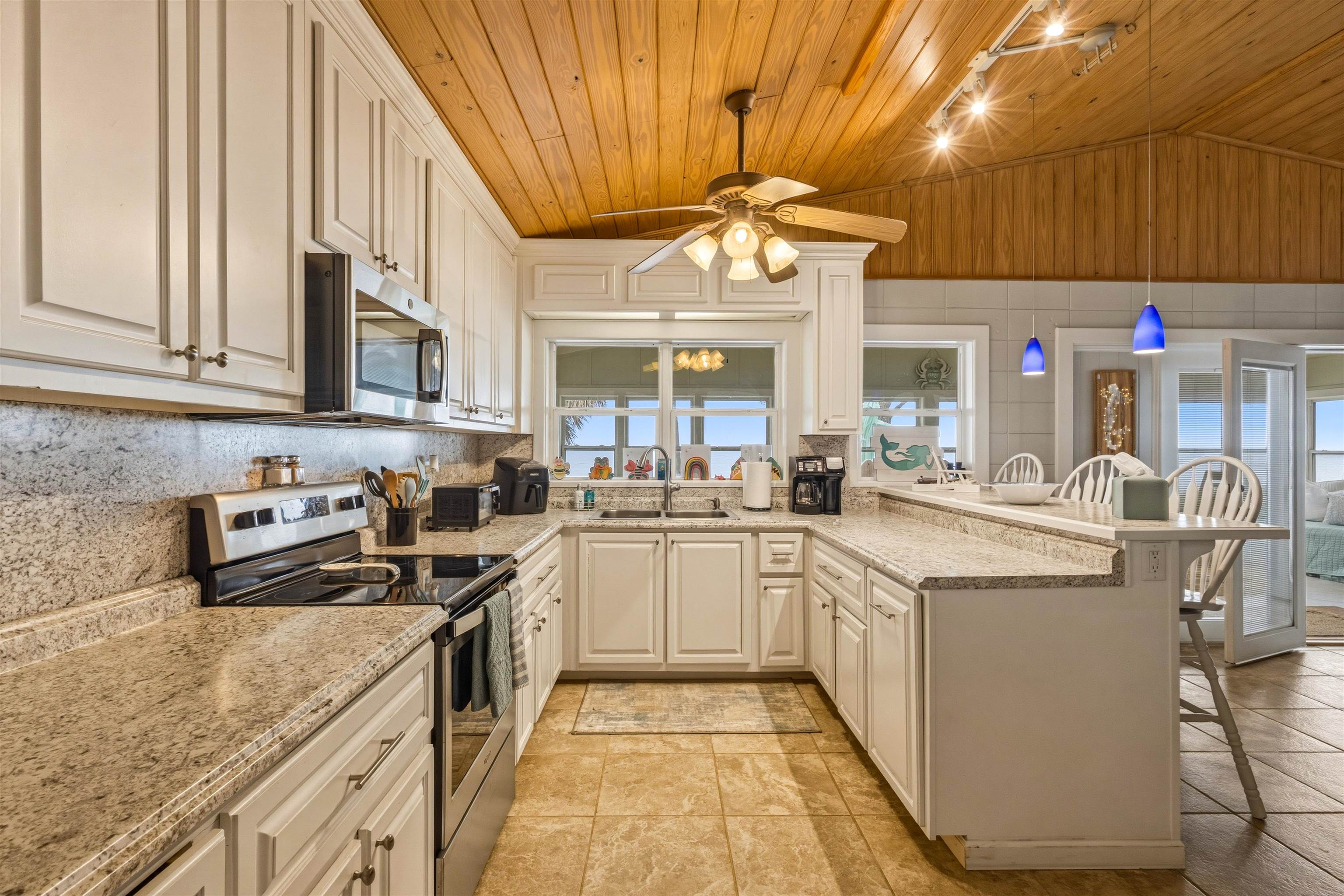 4016 St. Teresa Avenue