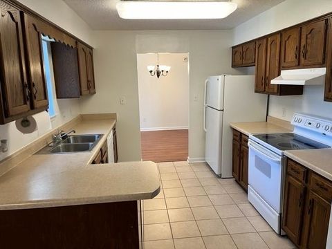 Tiny photo for 260 Timberlane Road, Tallahassee, FL 32312 (MLS # 392836)