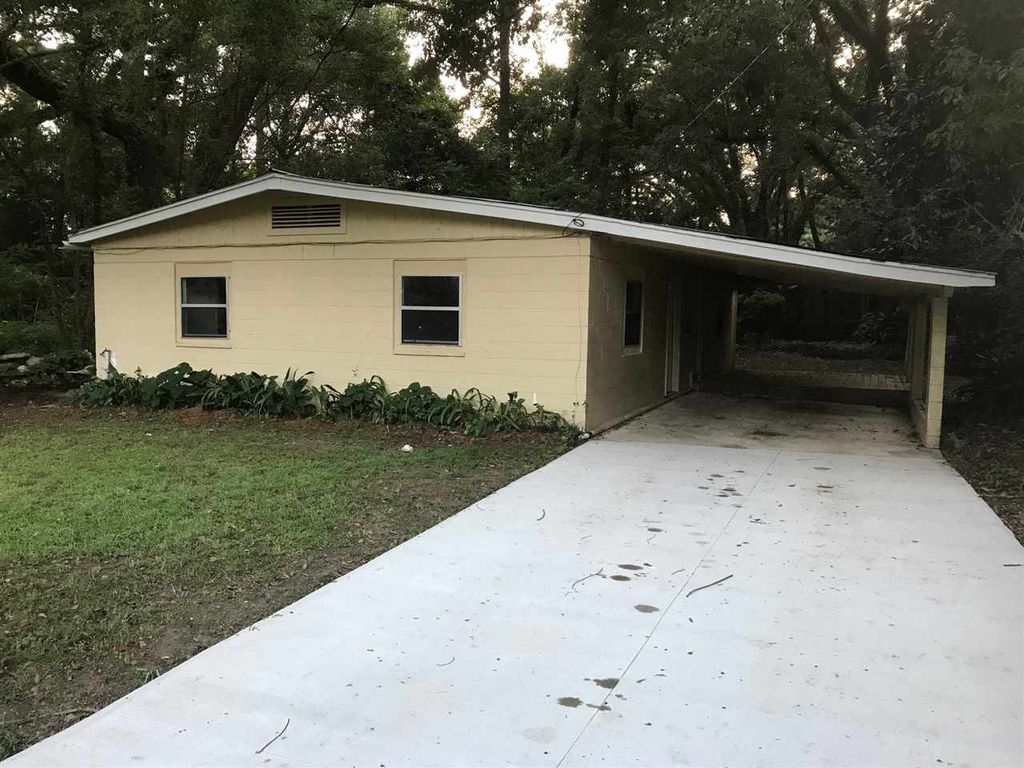 Photo of 1514 Majestic Avenue #1, Tallahassee, FL 32304 (MLS # 399151)