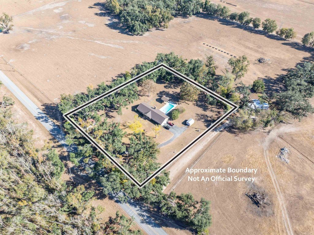 Photo of 3854 NE CR 255, Lee, FL 32059 (MLS # 393434)