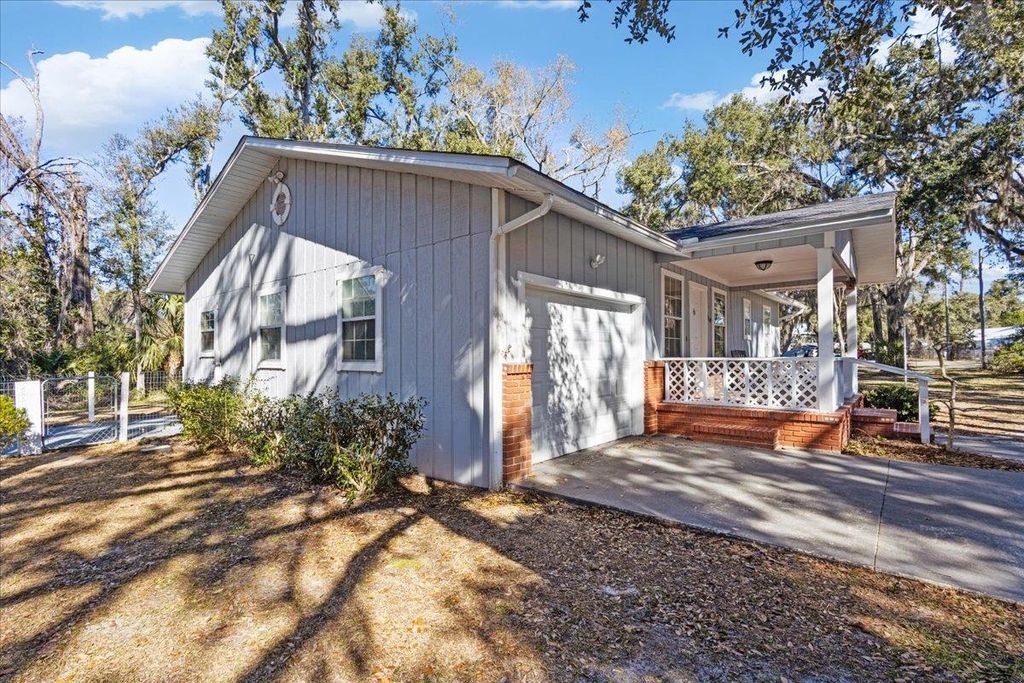 Photo of 219 Magnolia Rd Rd, Perry, FL 32348 (MLS # 395808)
