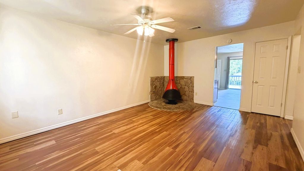 Photo of 1924 Shelby Court, Tallahassee, FL 32308 (MLS # 400179)