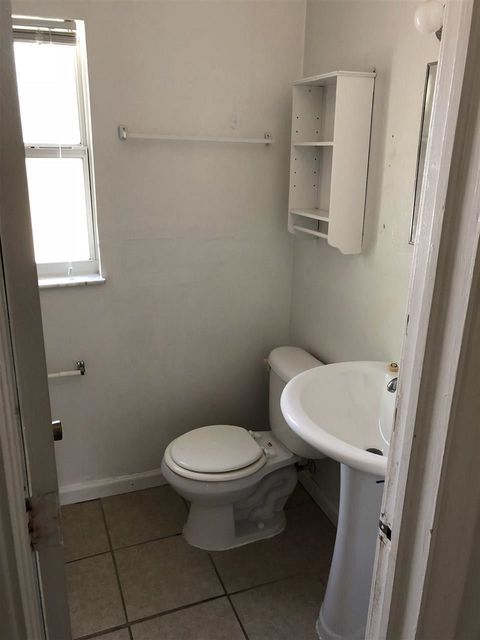 Tiny photo for 2404 Surrey Street, Tallahassee, FL 32304 (MLS # 399185)