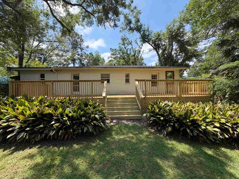 Tiny photo for 2404 Surrey Street, Tallahassee, FL 32304 (MLS # 399185)