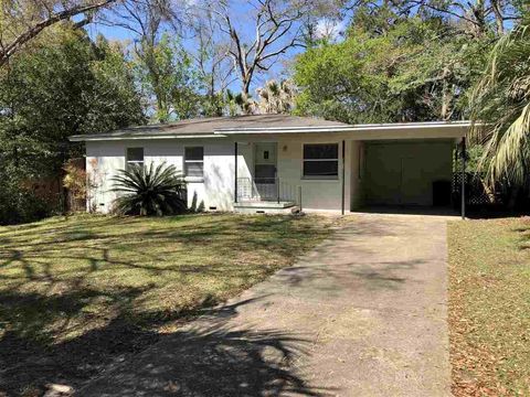 Photo of 2404 Surrey Street, Tallahassee, FL 32304 (MLS # 399185)