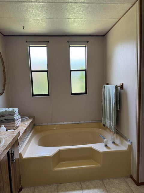 Tiny photo for 3692 Crawfordville Highway, Crawfordville, FL 32327 (MLS # 401961)
