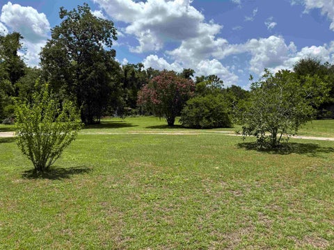 Tiny photo for 3692 Crawfordville Highway, Crawfordville, FL 32327 (MLS # 401961)