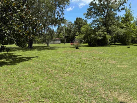 Tiny photo for 3692 Crawfordville Highway, Crawfordville, FL 32327 (MLS # 401961)