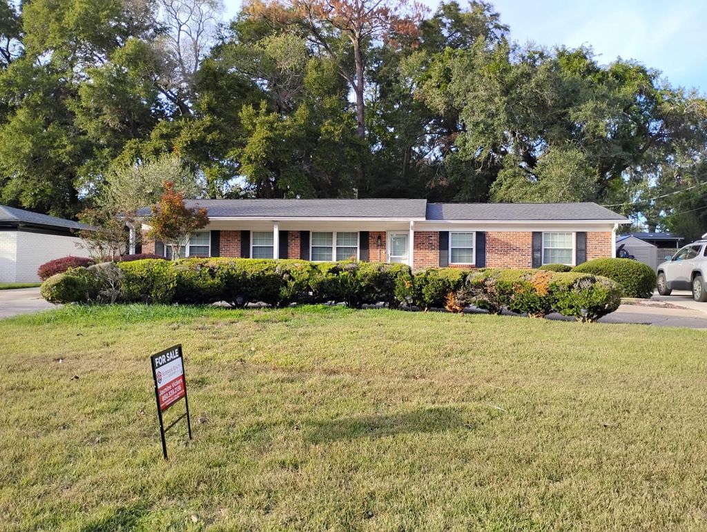 Photo of 2640 Nez Perce Trail, Tallahassee, FL 32303 (MLS # 392630)