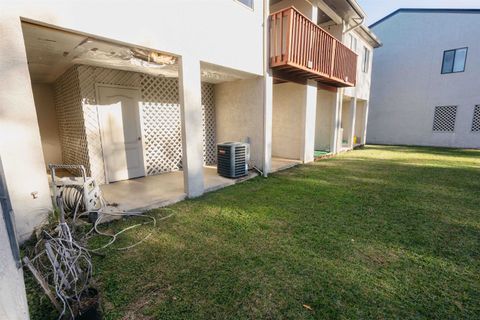 Tiny photo for 1335 Airport Drive #G07, Tallahassee, FL 32304 (MLS # 392850)