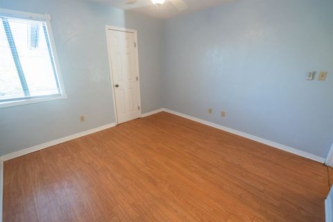 Tiny photo for 1335 Airport Drive #G07, Tallahassee, FL 32304 (MLS # 392850)
