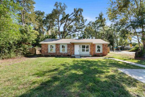 Tiny photo for 2853 Villamore Avenue, Tallahassee, FL 32310 (MLS # 391760)