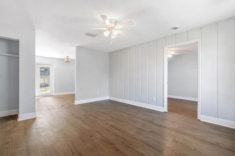 Tiny photo for 2853 Villamore Avenue, Tallahassee, FL 32310 (MLS # 391760)