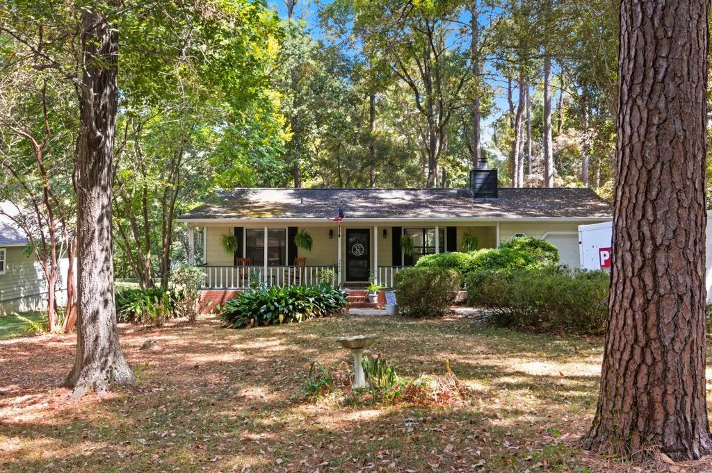 Photo of 3422 Treaty Oak Trail, Tallahassee, FL 32312 (MLS # 391727)