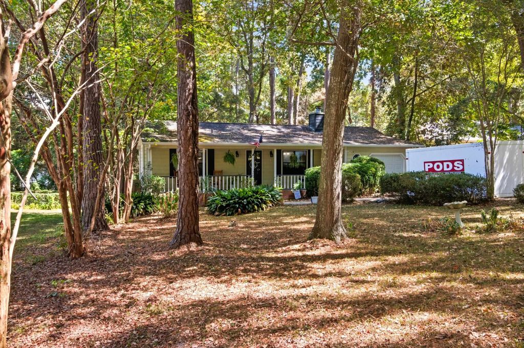 Photo of 3422 Treaty Oak Trail, Tallahassee, FL 32312 (MLS # 391727)