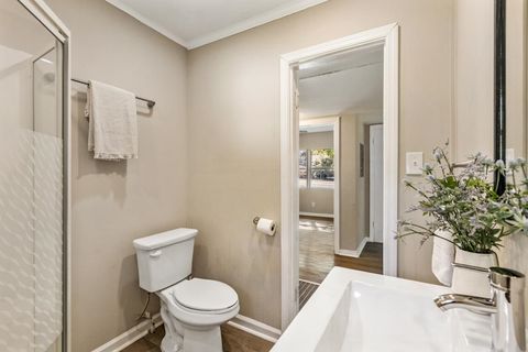 Tiny photo for 1402 W Tharpe Street St, Tallahassee, FL 32303 (MLS # 392316)