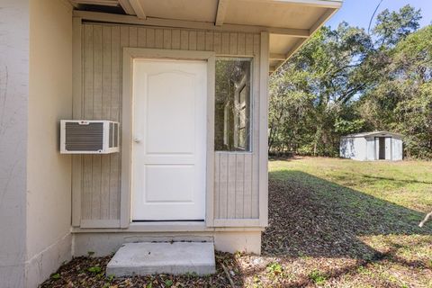 Tiny photo for 1402 W Tharpe Street St, Tallahassee, FL 32303 (MLS # 392316)