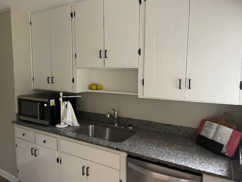 Tiny photo for 1402 W Tharpe Street St, Tallahassee, FL 32303 (MLS # 392316)