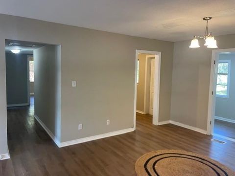 Tiny photo for 1402 W Tharpe Street St, Tallahassee, FL 32303 (MLS # 392316)