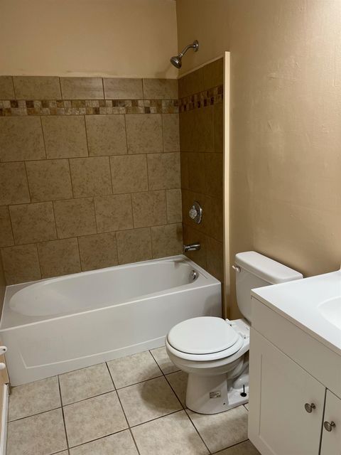 Tiny photo for 2414 Ramblewood Court #B, Tallahassee, FL 32303 (MLS # 387132)