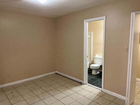 Tiny photo for 2414 Ramblewood Court #B, Tallahassee, FL 32303 (MLS # 387132)