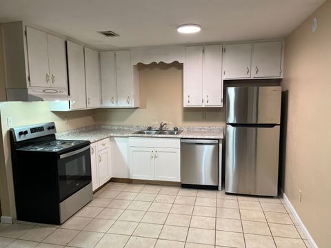 Tiny photo for 2414 Ramblewood Court #B, Tallahassee, FL 32303 (MLS # 387132)