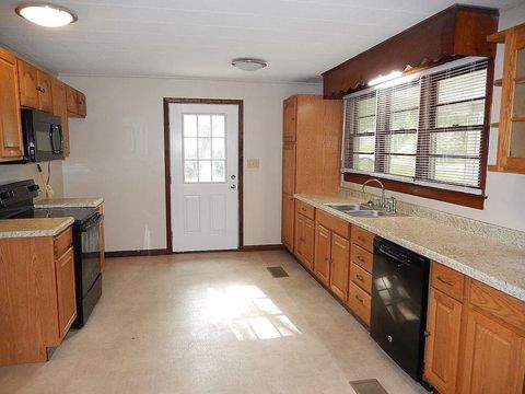 Tiny photo for 2414 Ramblewood Court #B, Tallahassee, FL 32303 (MLS # 387132)