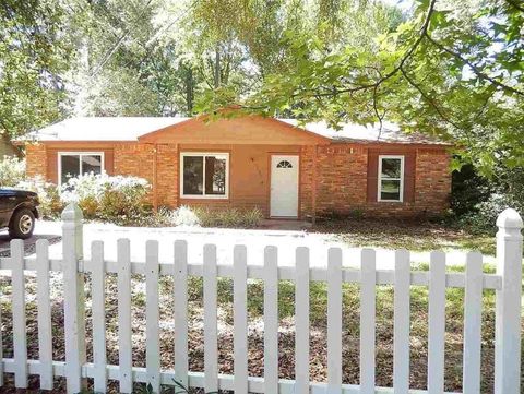 Tiny photo for 2414 Ramblewood Court #B, Tallahassee, FL 32303 (MLS # 387132)