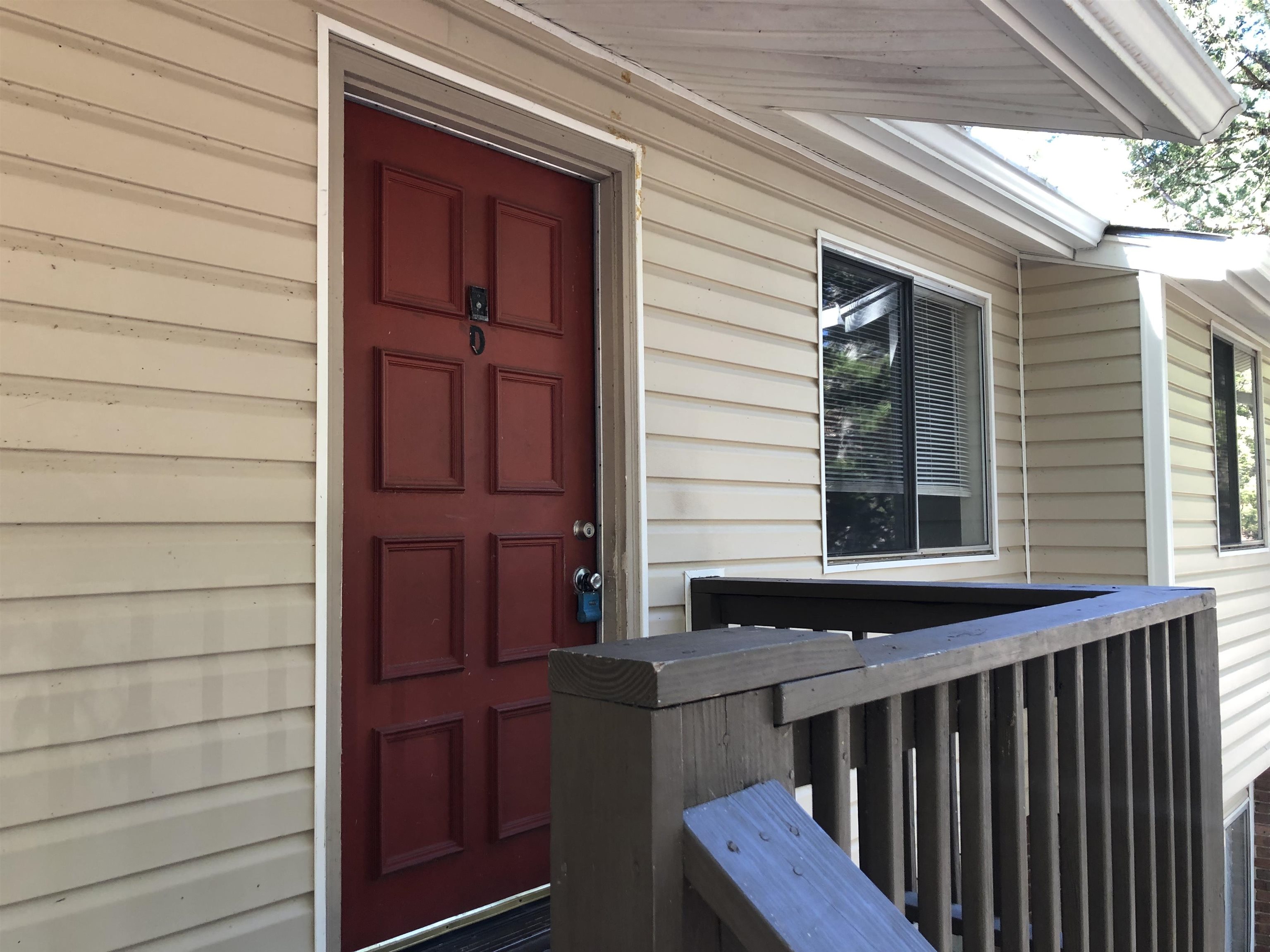 1409 Shallow Brook -