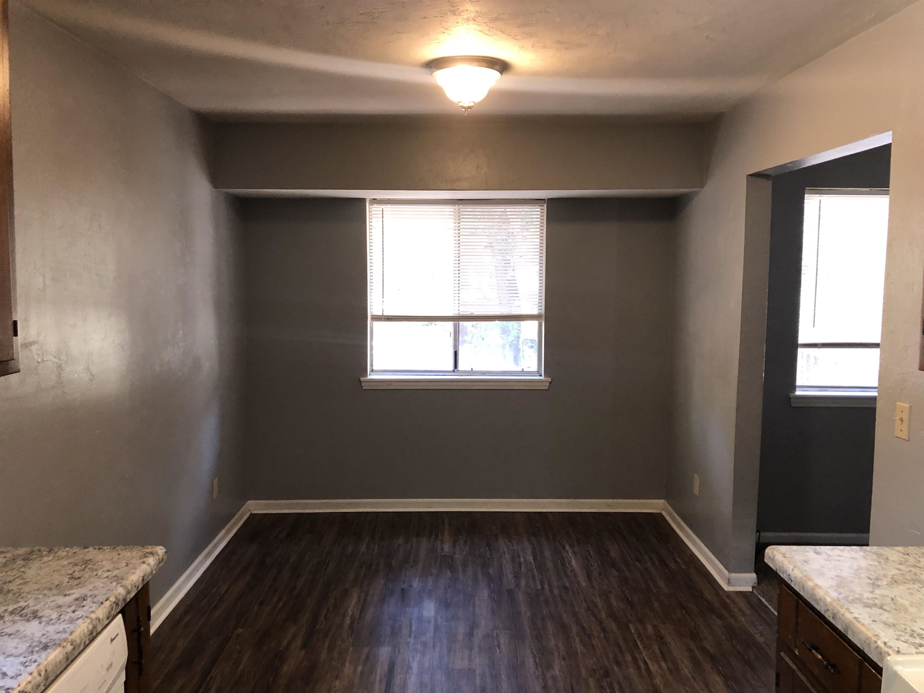 1409 Shallow Brook -