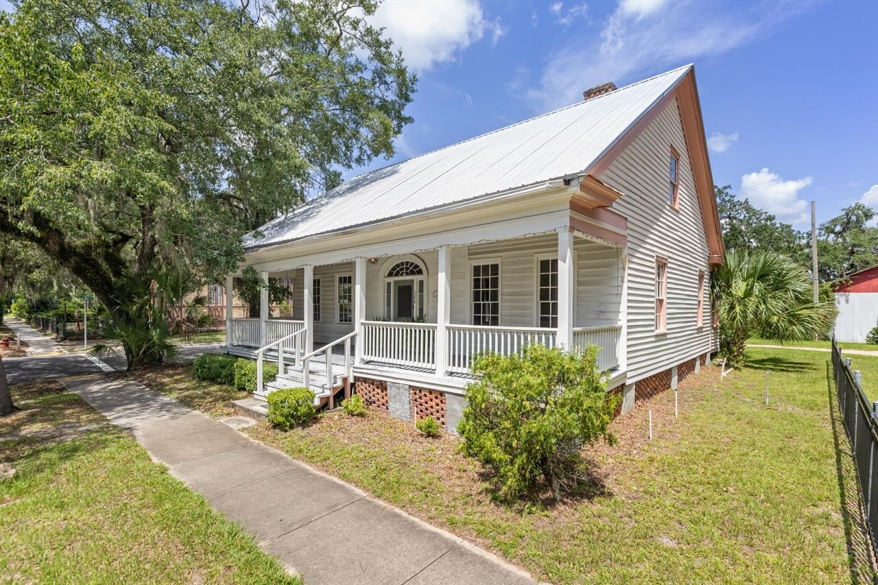 380 N Jefferson Street