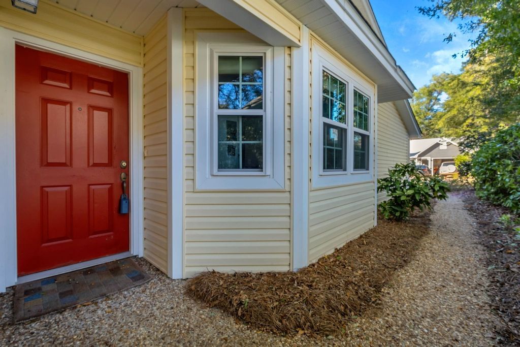 Photo of 2613 Nantucket Lane, Tallahassee, FL 32309 (MLS # 393053)