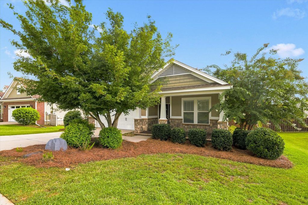 Photo of 5625 Ringold Lane, Tallahassee, FL 32312 (MLS # 402233)