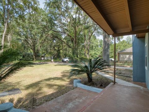 Tiny photo for 2103 Wakefield Lane, Tallahassee, FL 32303 (MLS # 400165)