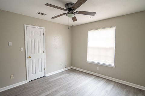 Tiny photo for 1318 Melvin Street, Tallahassee, FL 32301 (MLS # 402294)