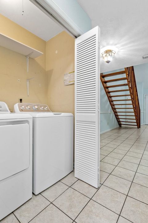 Tiny photo for 207 PARKBROOK Circle, Tallahassee, FL 32301 (MLS # 394285)