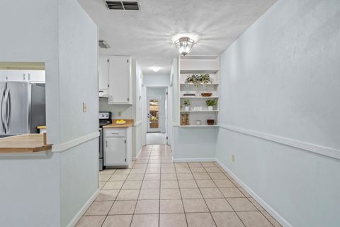 Tiny photo for 207 PARKBROOK Circle, Tallahassee, FL 32301 (MLS # 394285)