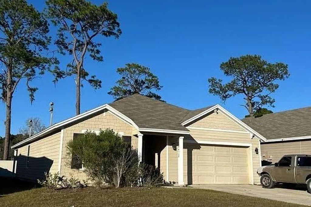 Photo of 24528 NW 7th Lane, Other Florida, FL 32669 (MLS # 394788)
