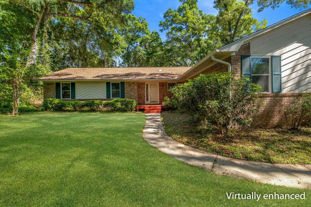 Photo of 6423 Forward Pass Trail, Tallahassee, FL 32309 (MLS # 398340)