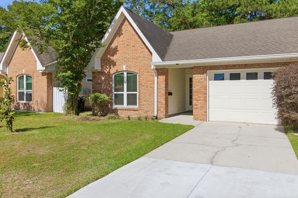 Photo of 1288 Mosswood Chase, Tallahassee, FL 32312 (MLS # 398885)