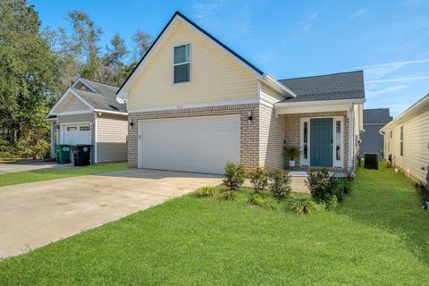 Photo of 1069 Lacey Lane, Tallahassee, FL 32304 (MLS # 393275)